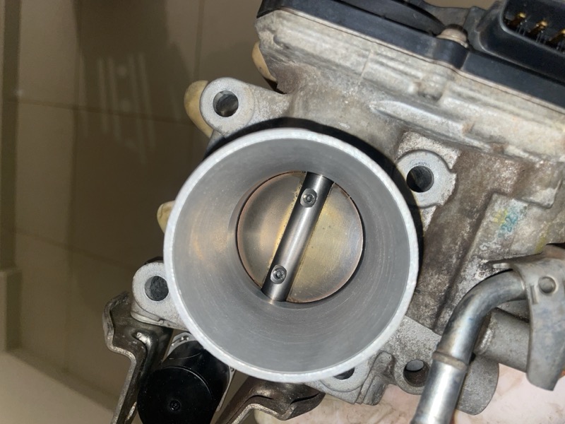 Throttle body 6